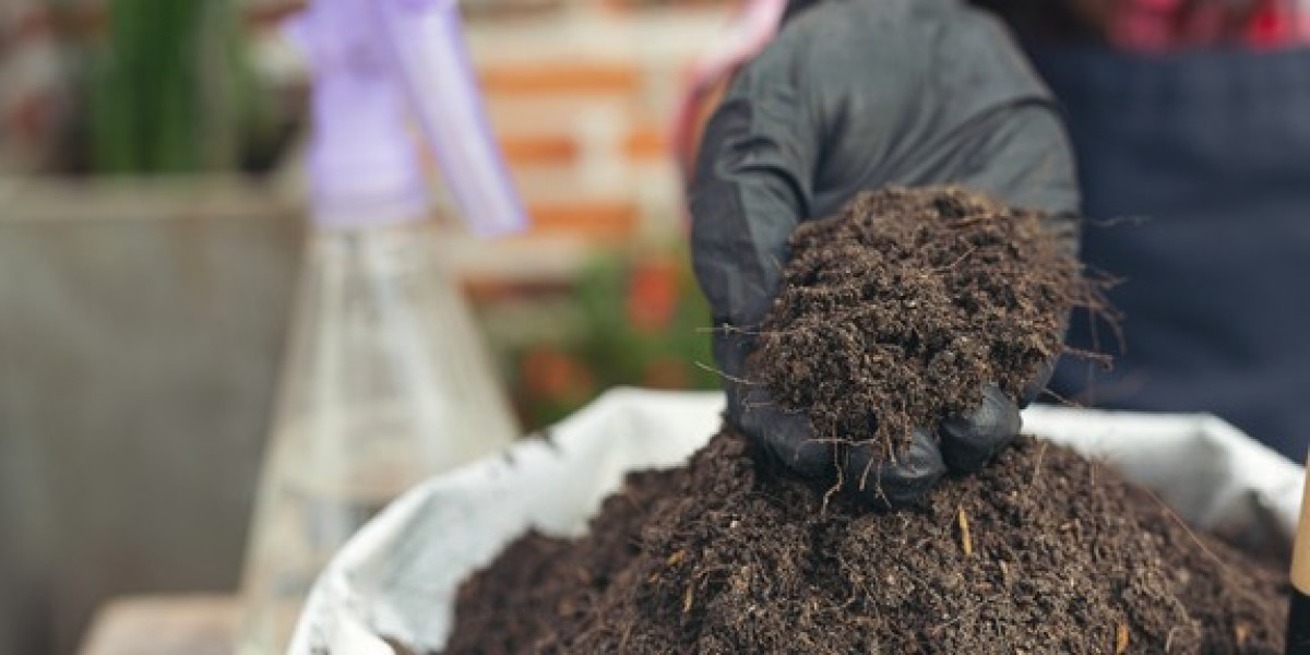 Reduce Waste with The Help of Compost Machine