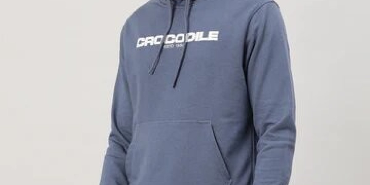 Embracing Winter Comfort: The Timeless Appeal of Men's Sweatshirts