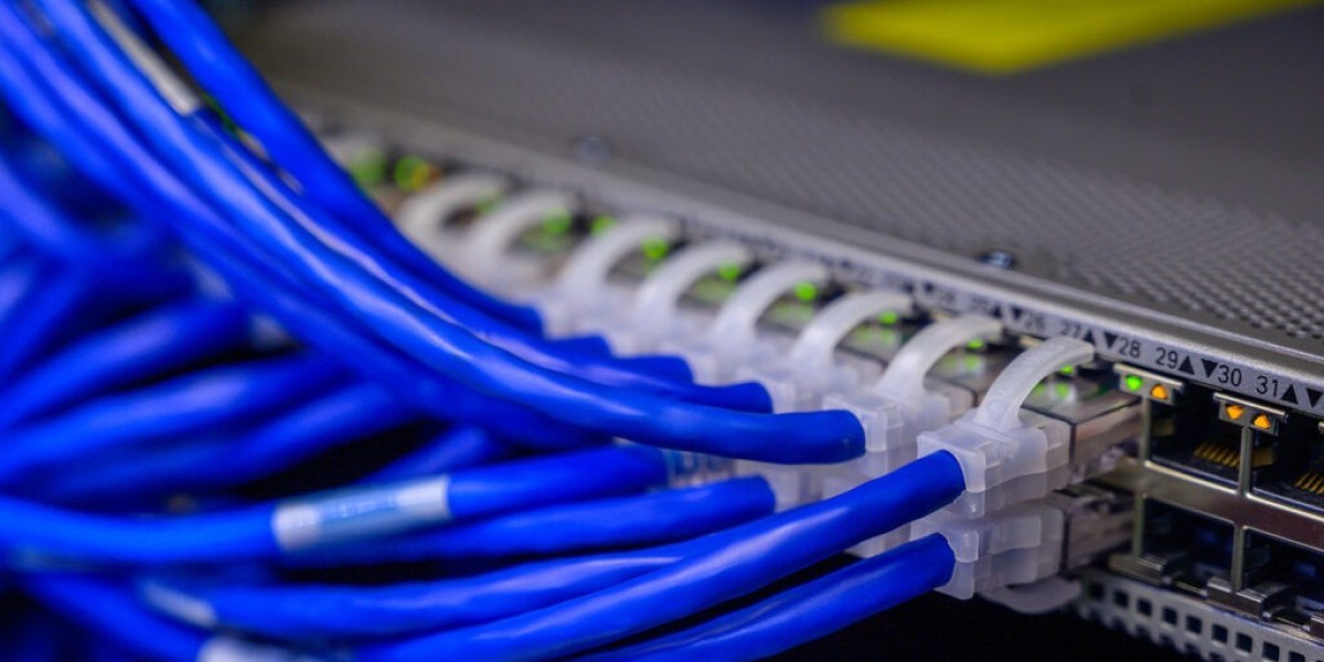 The Role of Fiber Optic Contractors in Building Next-Gen Networks