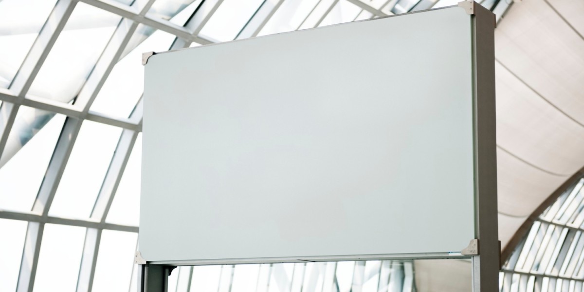 Informacyjne gabloty z aluminium